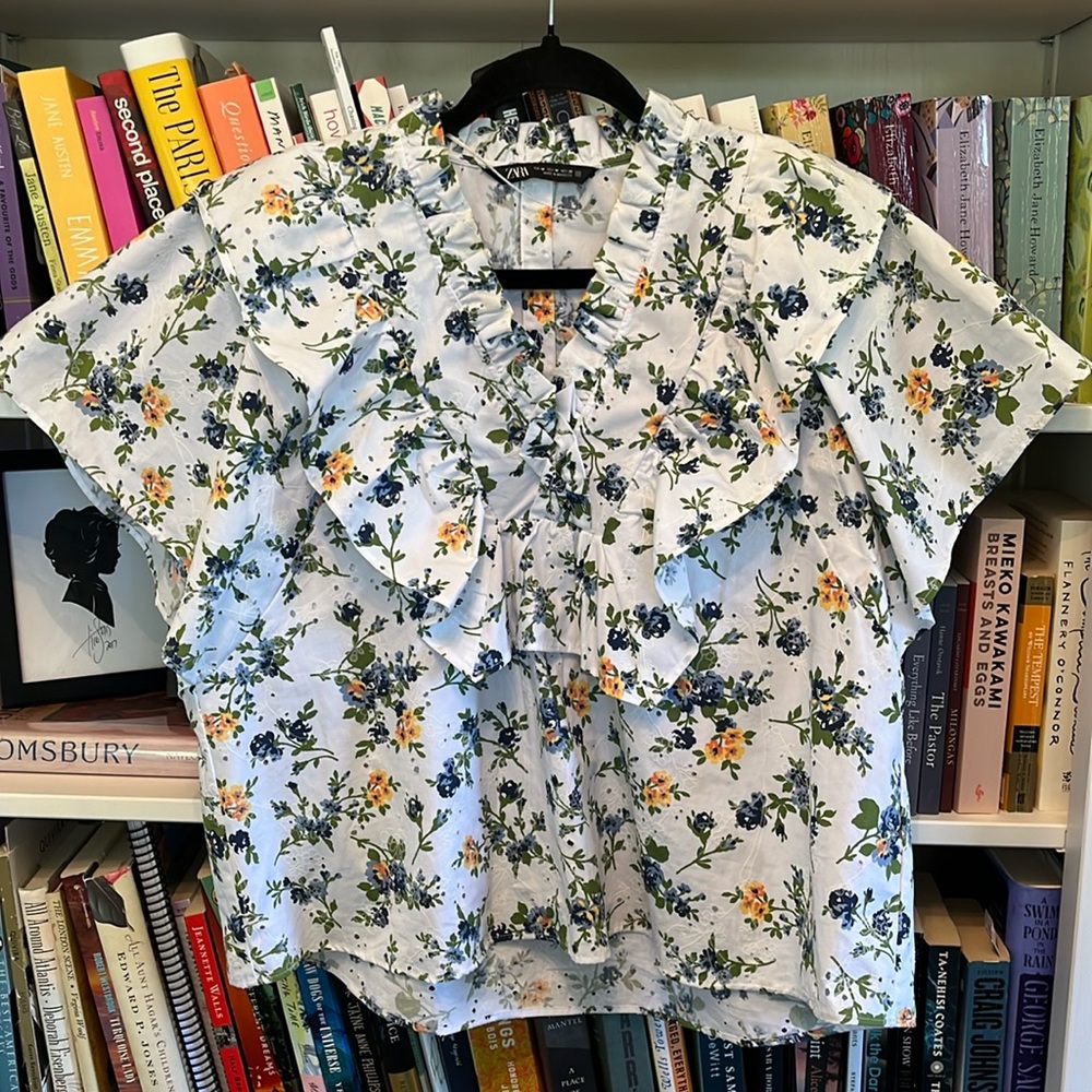 Zara broderie anglaise top
